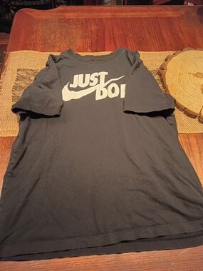 Nike Black Crew Neck T-Shirt with White 'Just Do It' Swoosh